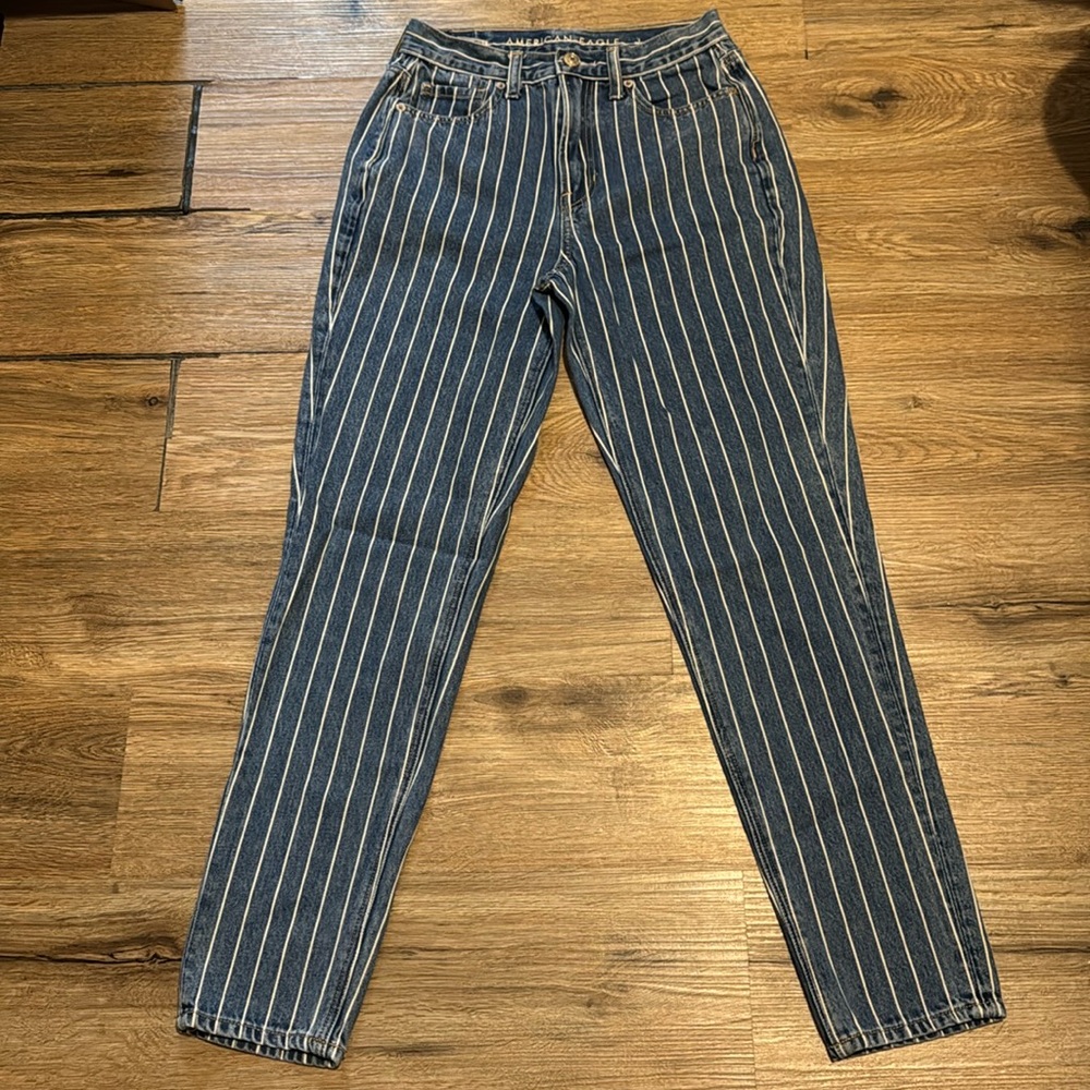 American Eagle Outfitters White Stripe High Waisted Conductor Mom Jeans Size 00